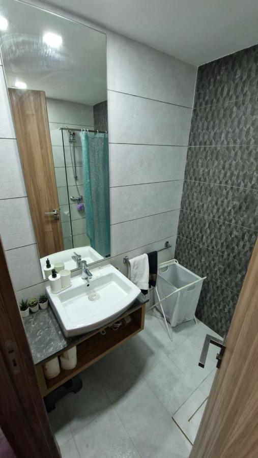 Cosy Appartement Au Centre De Casablanca Bagian luar foto
